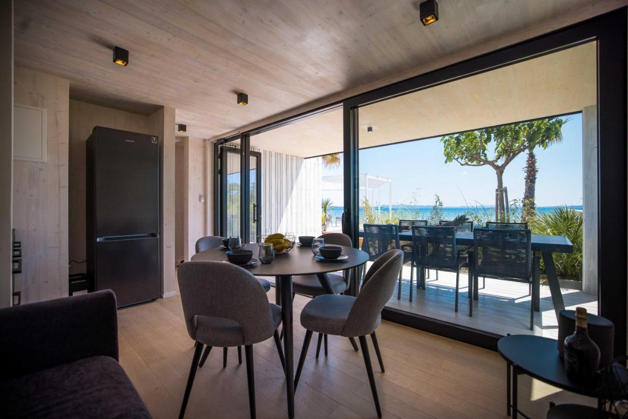 Arcadia Eco-Luxe Mobile Homes With Infinity Pool By Oiko Collection Privlaka  Esterno foto