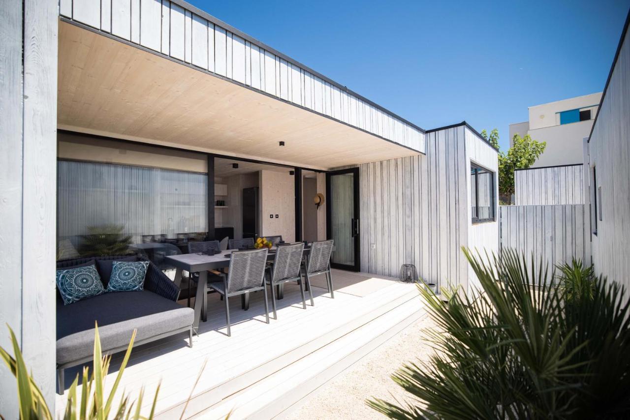 Arcadia Eco-Luxe Mobile Homes With Infinity Pool By Oiko Collection Privlaka  Esterno foto